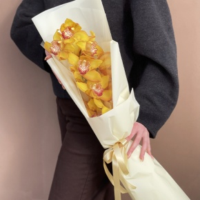 Букет из желтой орхидеи в Долгопрудном