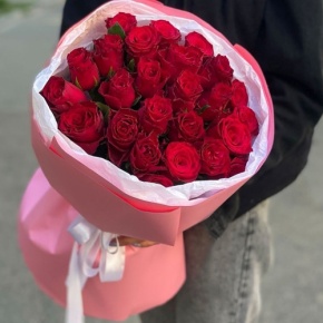 Букет "Эсса" 25 красных роз Кения (60 см) в Долгопрудном