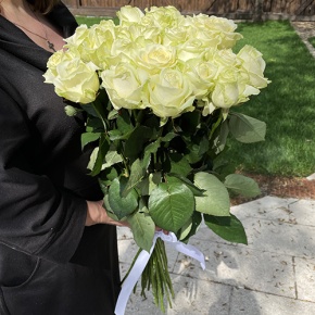 Букет из 21 белой розы (70 см) в Долгопрудном