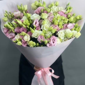 Нежный букет из 21 эустомы в Долгопрудном