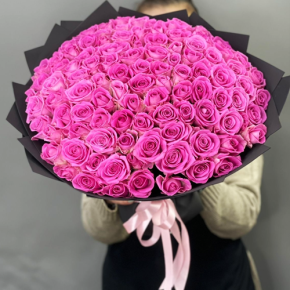 Букет 101 розовой розы Кения (40 см) в Долгопрудном