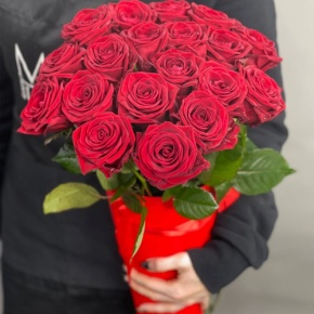 21 красная роза в конусе (50 см) в Долгопрудном