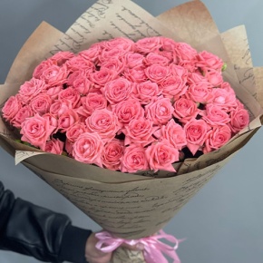 Букет из 15 кустовых коралловых роз (60 см) в Долгопрудном