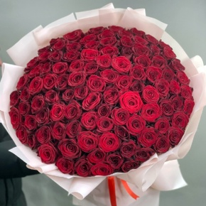 Букет "Париж" из 101 красной розы (60 см) в Долгопрудном