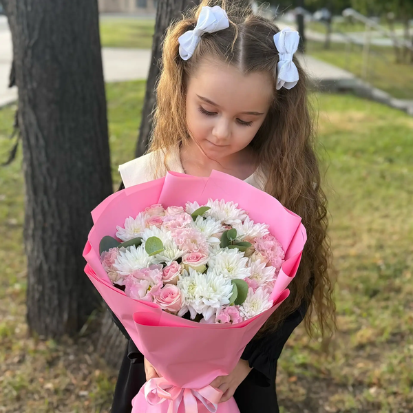 Букет из хризантем, эустом и роз в Долгопрудном