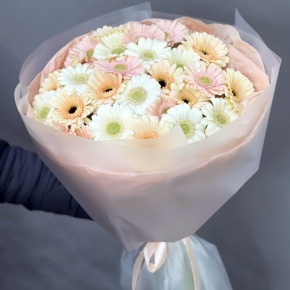 Букет "Гера" из 25 гербер в Долгопрудном