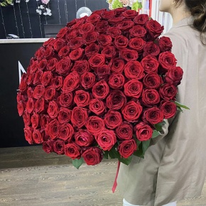 Букет 101 красная роза (70 см) в Долгопрудном