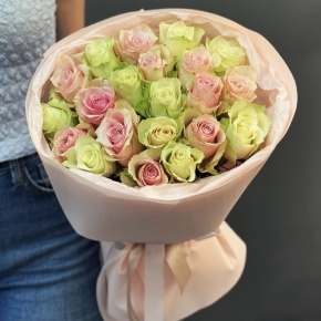 Букет из 21 нежной розы (40 см) в Долгопрудном
