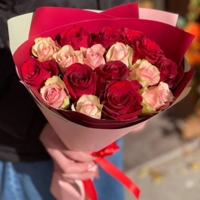Букет "Вечность" из 15 роз кения (40 см) в Долгопрудном